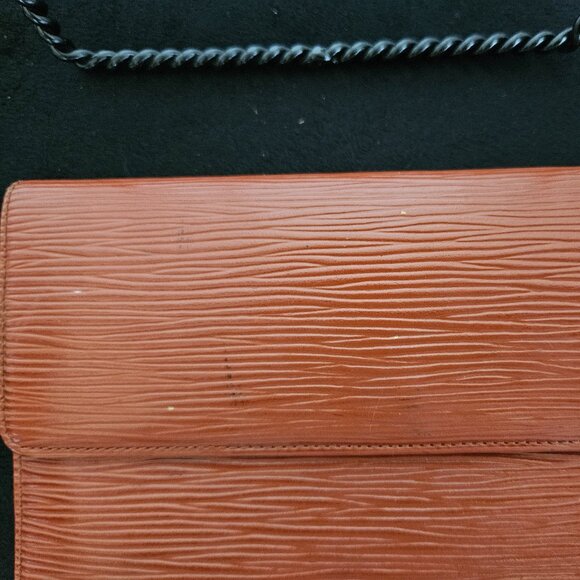Louis Vuitton Brown Epi Leather Wallet - 7.5" x 4" - Picture 5 of 15
